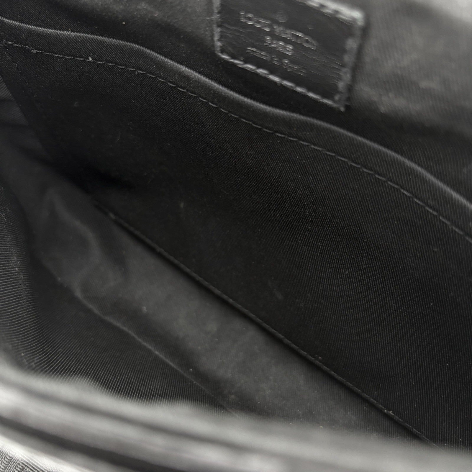 Louis Vuitton District PM Monogram Eclipse Messenger Bag ' Black '