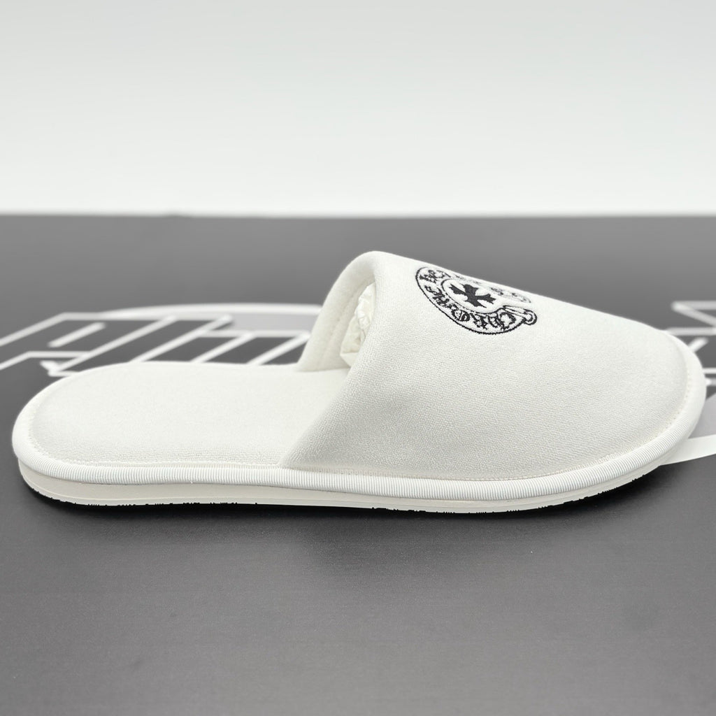 Size Large (9-13 US) - Chrome Hearts Horseshoe Hotel Slippers ' White ' | New!