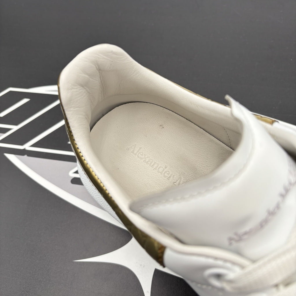 Size 41.5 (8.5 US) Alexander McQueen Oversized ' Gold Crocodile ' | GREAT COND!