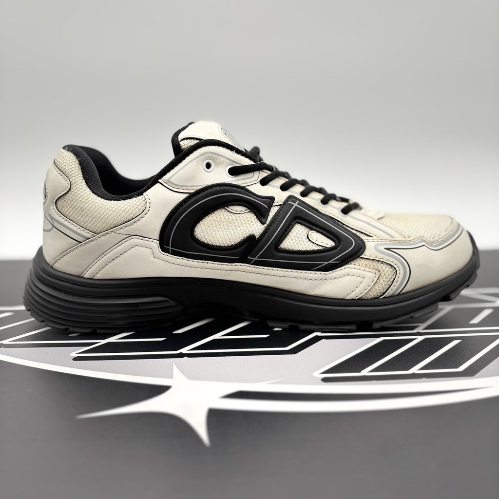 Size 44 (11 US) - Dior B30 ' White, Black ' | GOOD CONDITION!