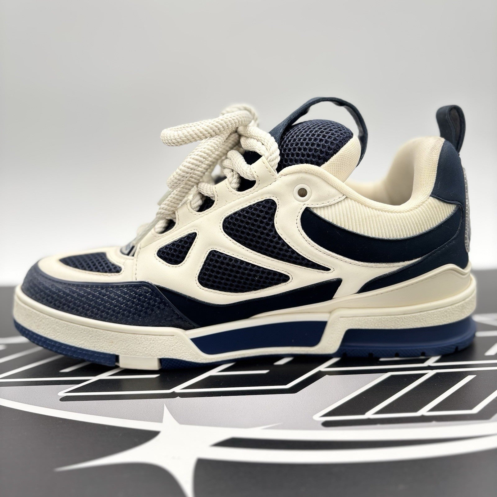Size 8 LV (9-9.5 US) - Louis Vuitton Skate ' Marine ' | GREAT CONDITION!