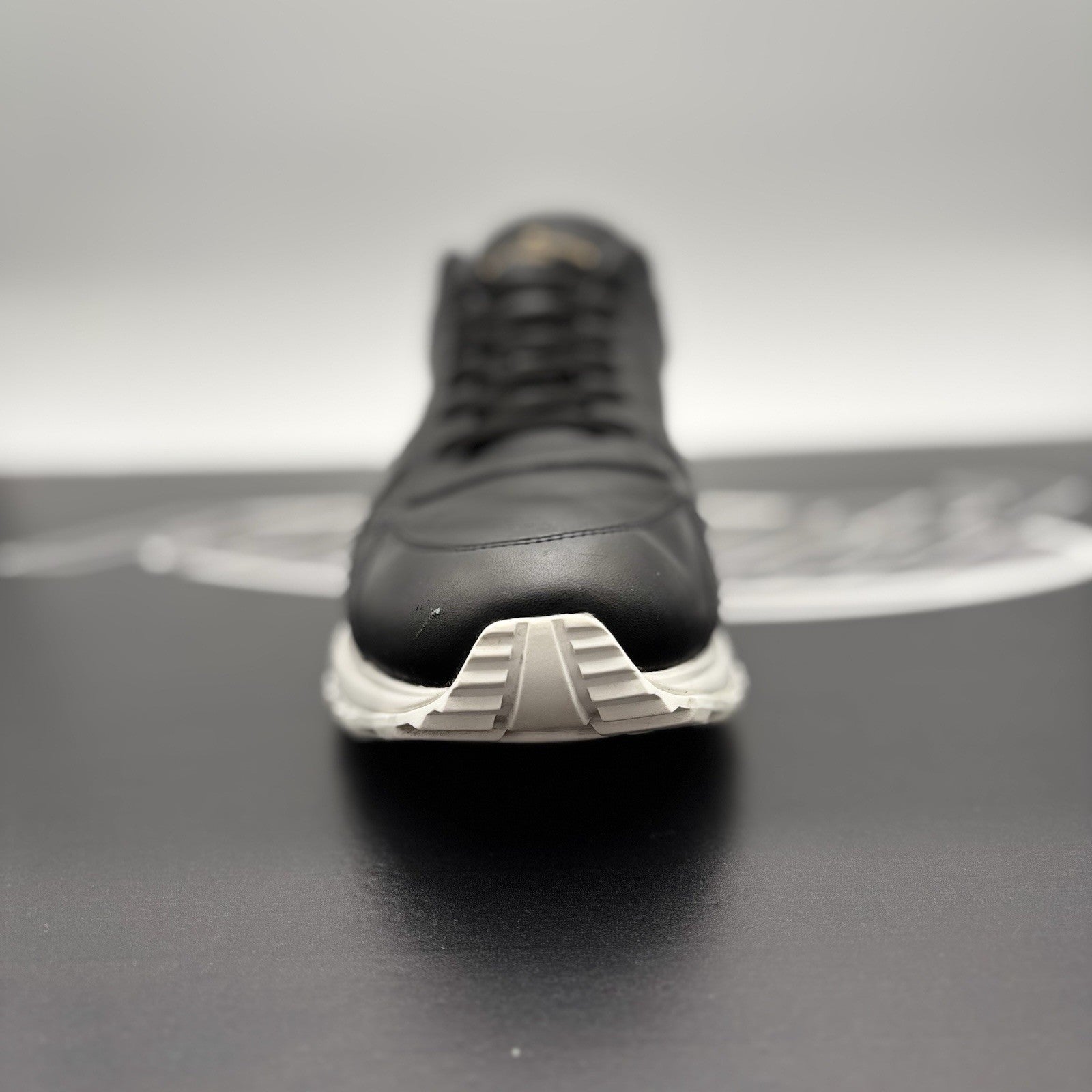 Size 9.5 LV (10.5-11 US) Louis Vuitton Runaway ' Black White ' | GREAT COND!