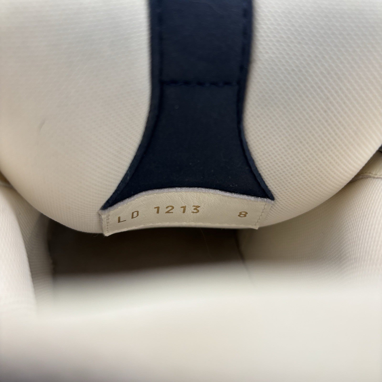Size 8 LV (9-9.5 US) - Louis Vuitton Skate ' Marine ' | GREAT CONDITION!