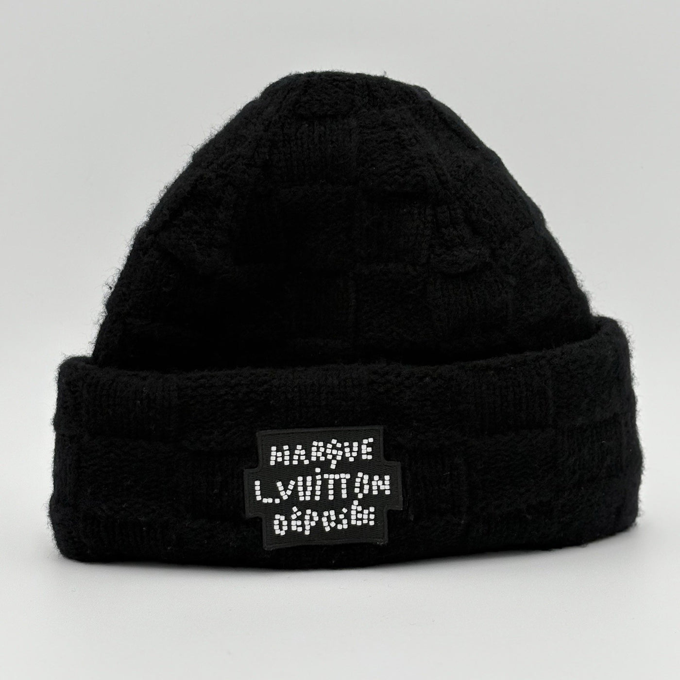 Pearls Beanie Black