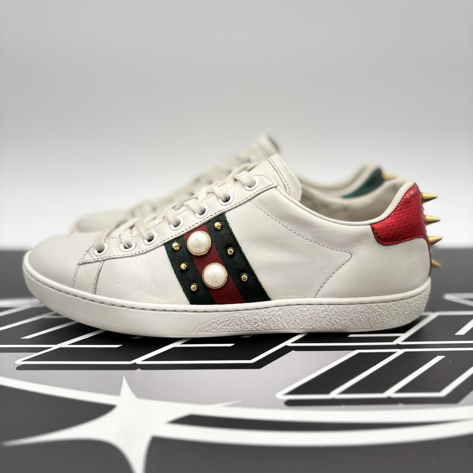 Size 36.5 - Gucci Ace Studded ' White, Pearls ' | GREAT CONDITION!
