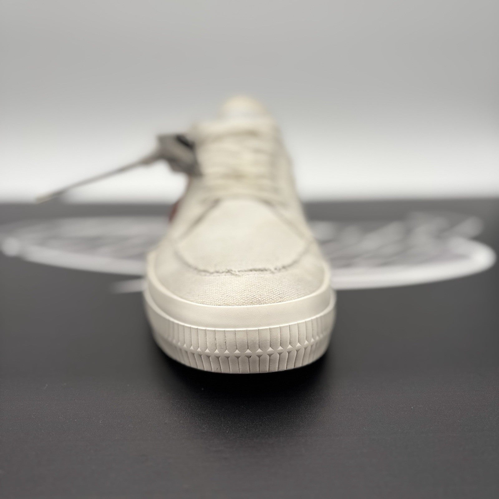 Size 40 (7 US) - Off-White Vulc Sneaker ' White ' | GOOD CONDITION!