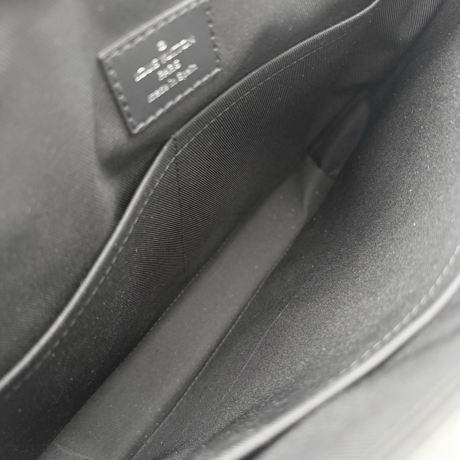 Louis Vuitton District Monogram Eclipse Messenger Bag ' Black ' | SUPER CLEAN!