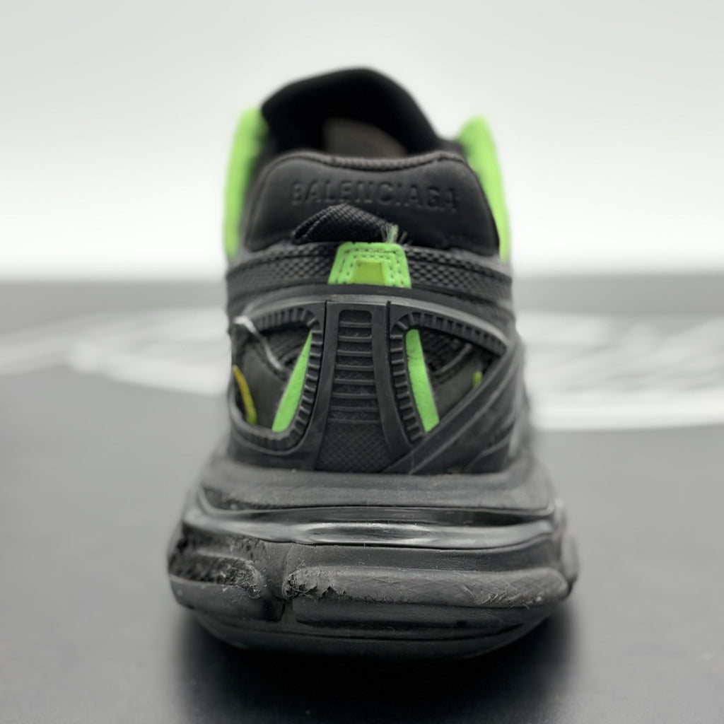 Size 41 (8 US) - Balenciaga Track 2 Trainer ' Black Green ' | GOOD CONDITION!