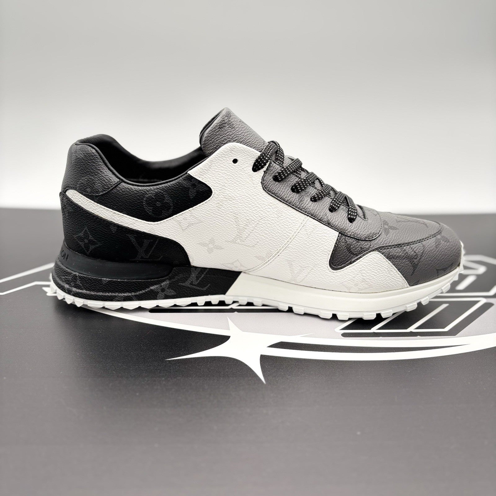 Size 8.5 LV (9.5-10 US) Louis Vuitton Run Away  ' Grey Tri-Color ' | EXCELLENT!