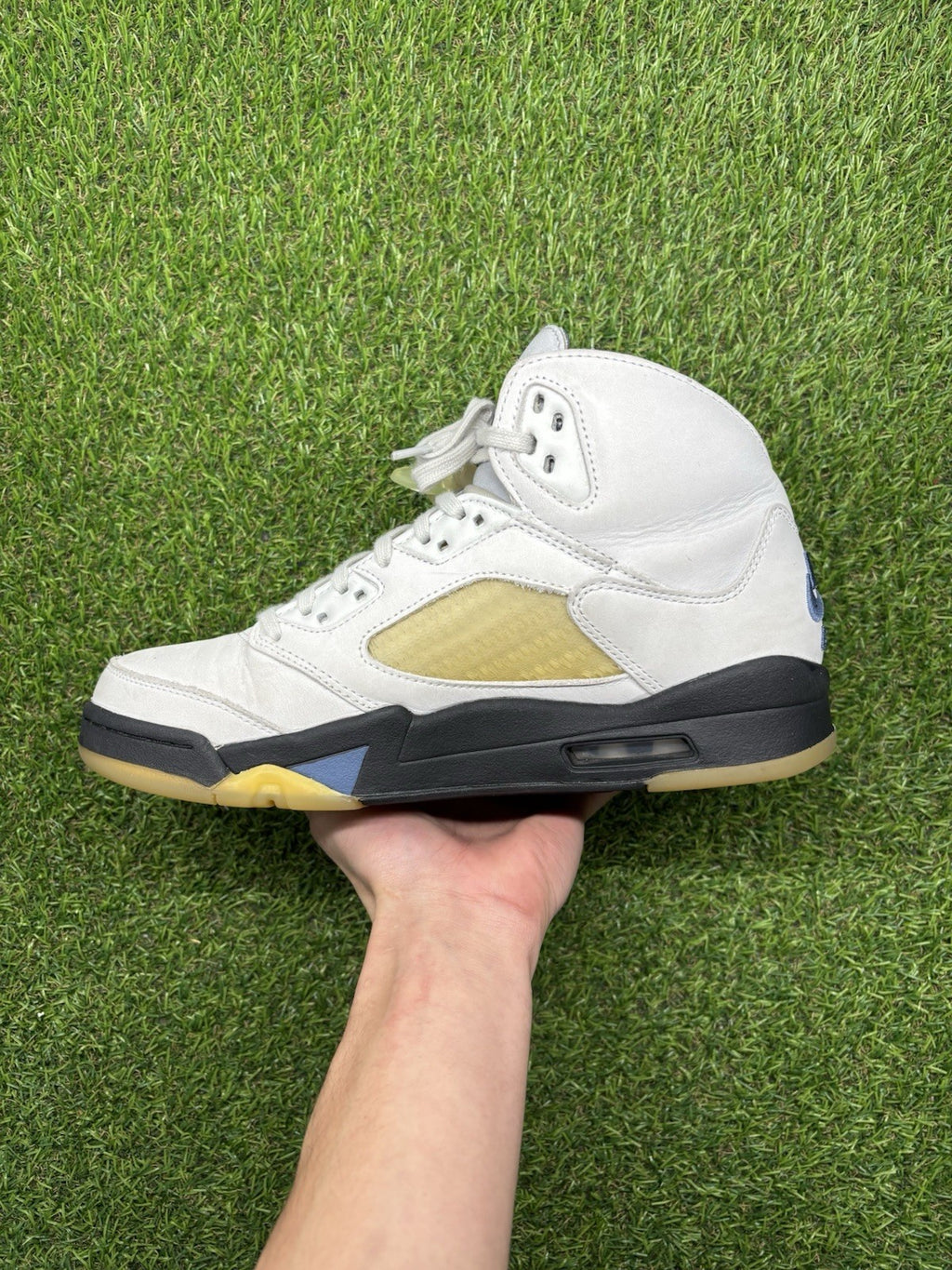 Size 10.5W (9M) -  Nike x A Ma Maniere Air Jordan 5 Retro ‘ Dawn ’ | GREAT COND!
