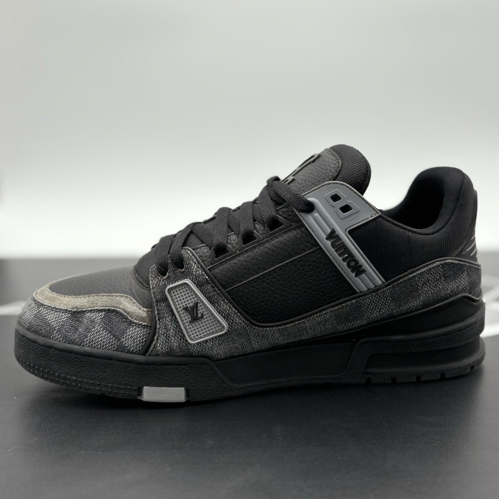 Size 8 LV (US 9-9.5) Louis Vuitton Trainer ' Damier Denim ' | GOOD CONDITION!