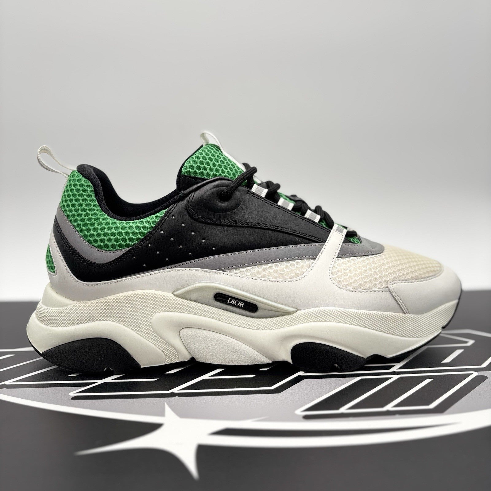 Size 46 (13 US) - Dior B22  Sneaker ' Green, White ' | SUPER CLEAN!