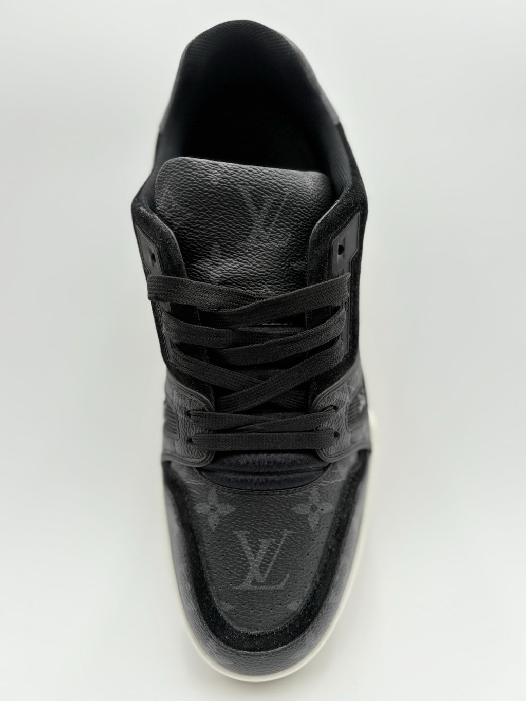 Size 7.5 LV (8.5-9 US) - Louis Vuitton Trainer ' Black Monogram ' | GREAT COND!