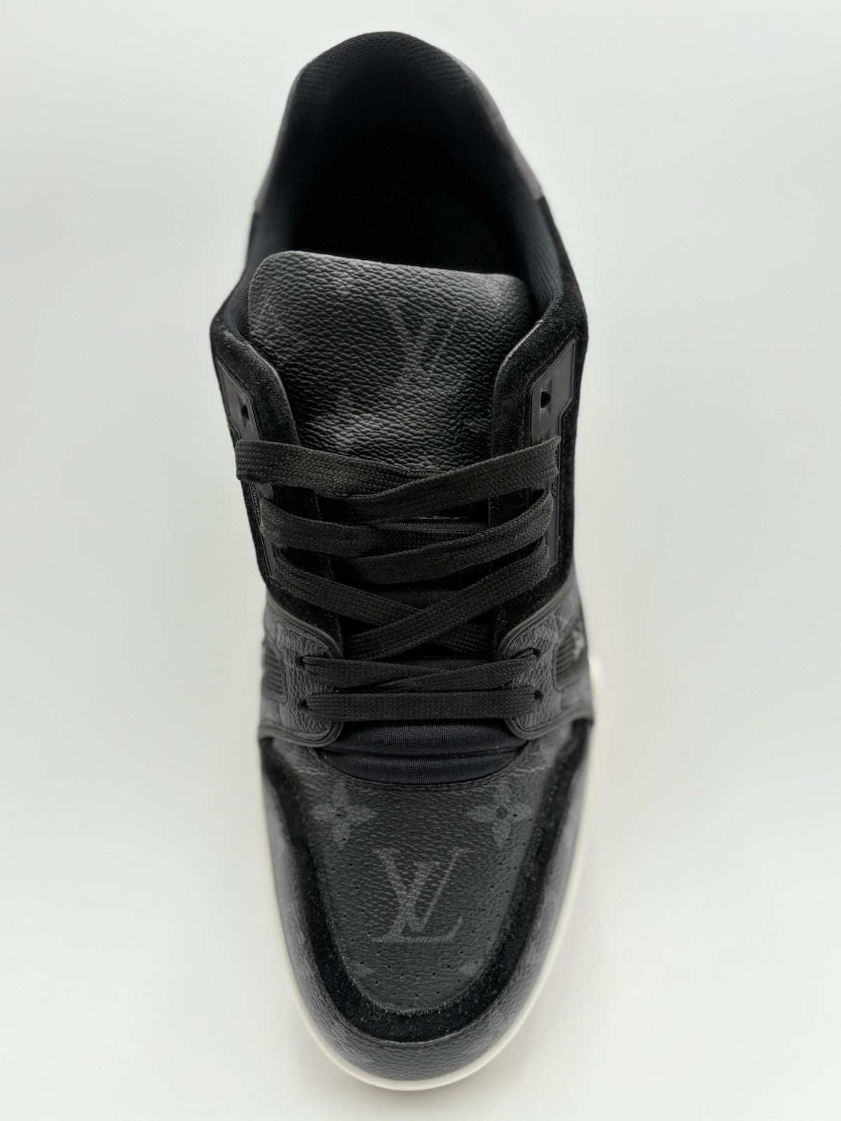 Size 7.5 LV (8.5-9 US) - Louis Vuitton Trainer ' Black Monogram ' | GREAT COND!