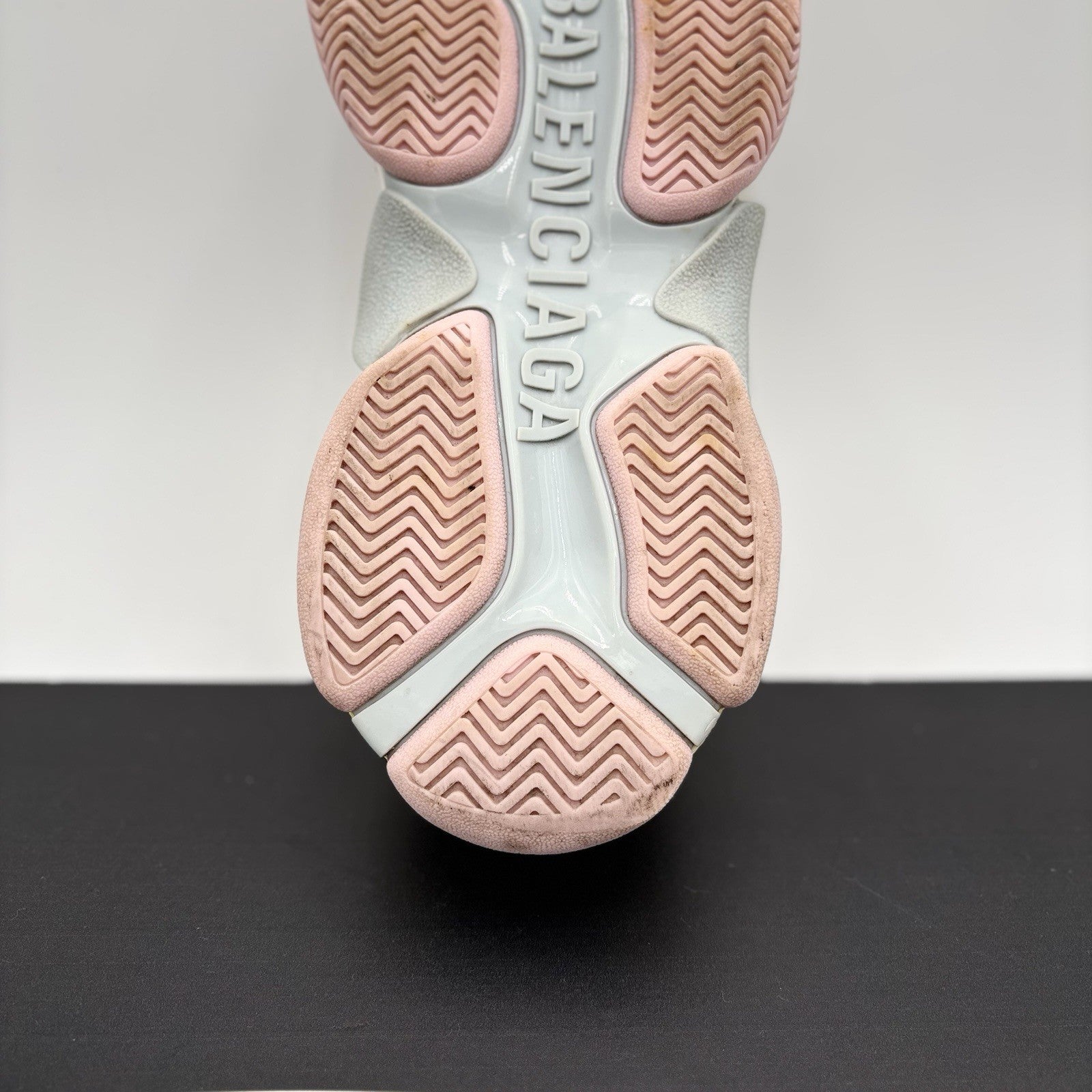 Size 40 (7 US) - Balenciaga Triple S Sneaker ' White, Pink ' | GREAT COND