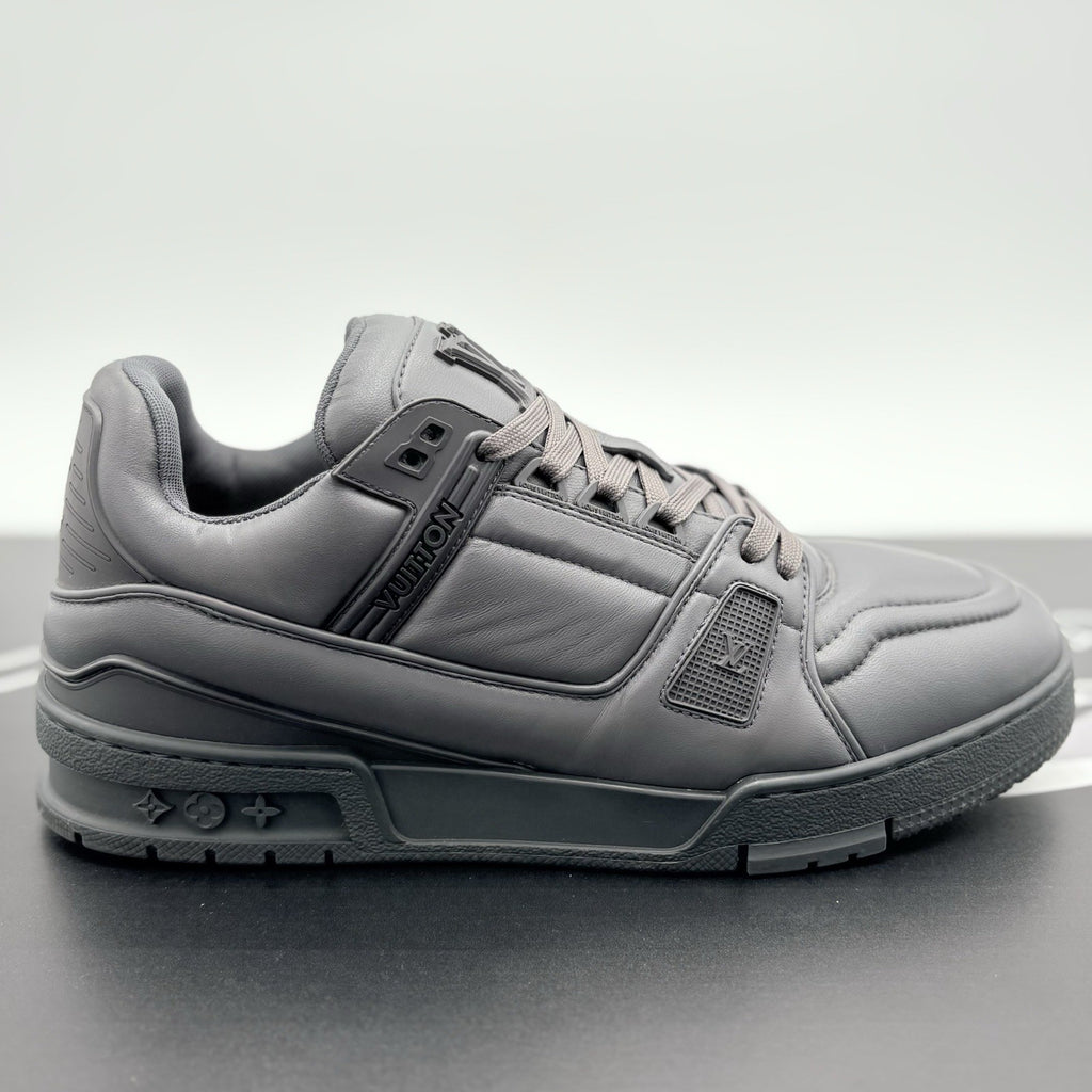 Size 7 LV (8-8.5 US) Louis Vuitton Trainer ' Dark Grey ' | SUPER CLEAN!