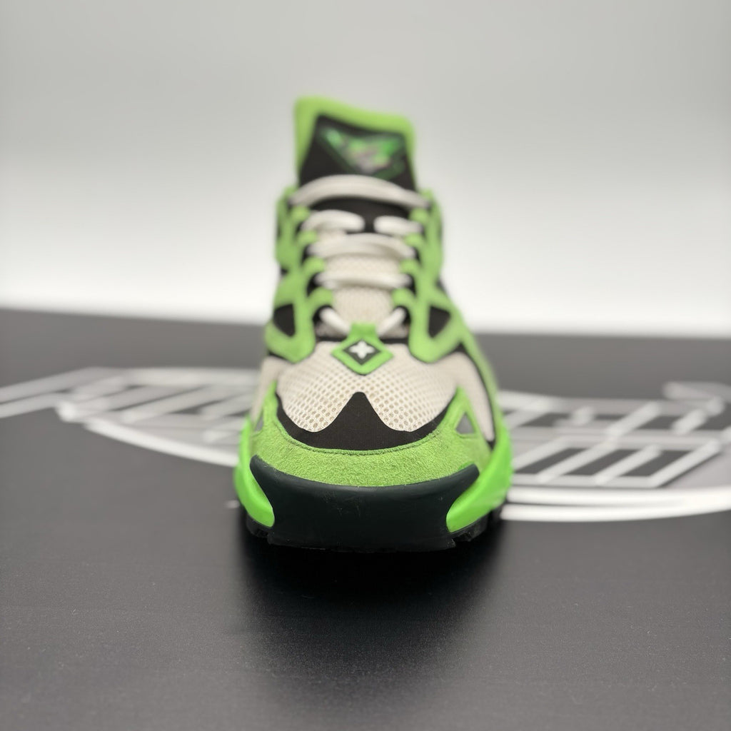 Size 10 LV (11-11.5 US) Louis Vuitton Tactic Runner ' Green ' | GOOD CONDITION!