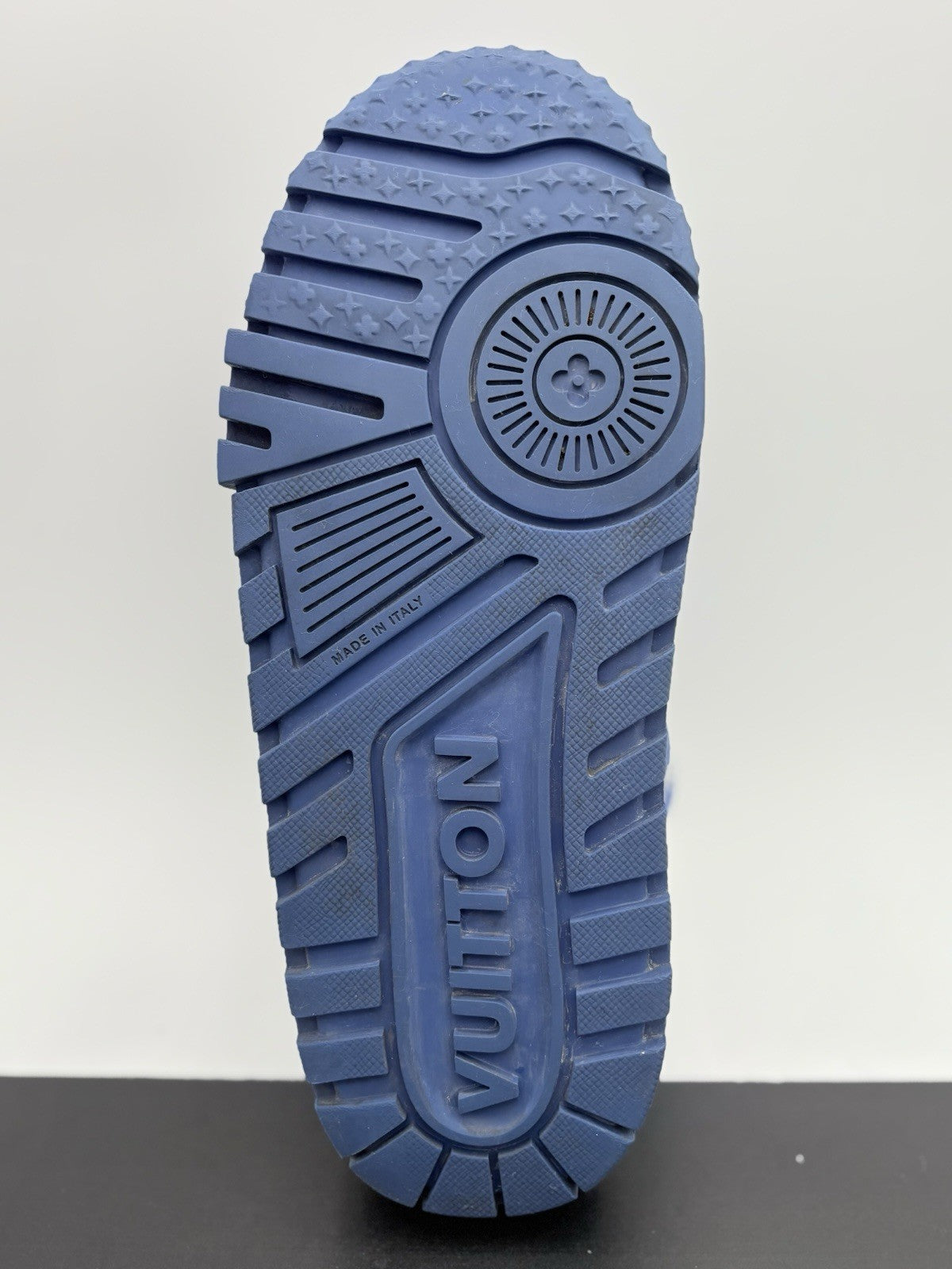 Size 9 LV (10-10.5 US) - Louis Vuitton Maxi ' Blue White ' | GREAT CONDITION!