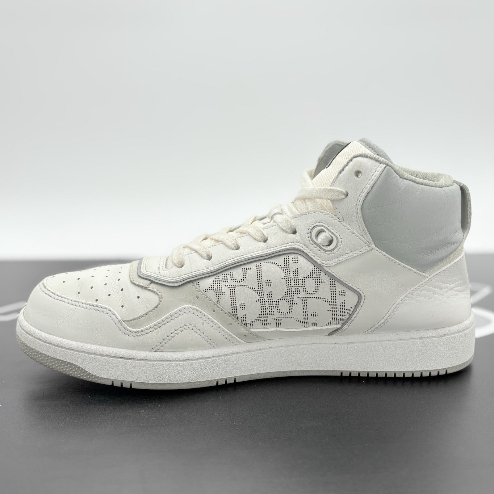 Size 45 (12 US) - Dior B27 High Top ' White ' | GREAT CONDITION!