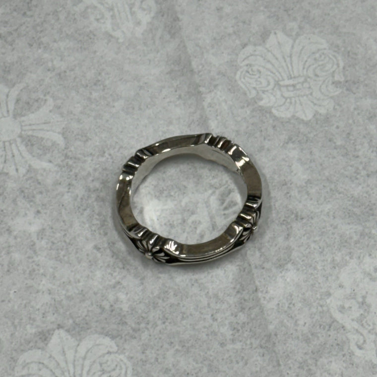 Silver Bone And Cross Ring — photo 9
