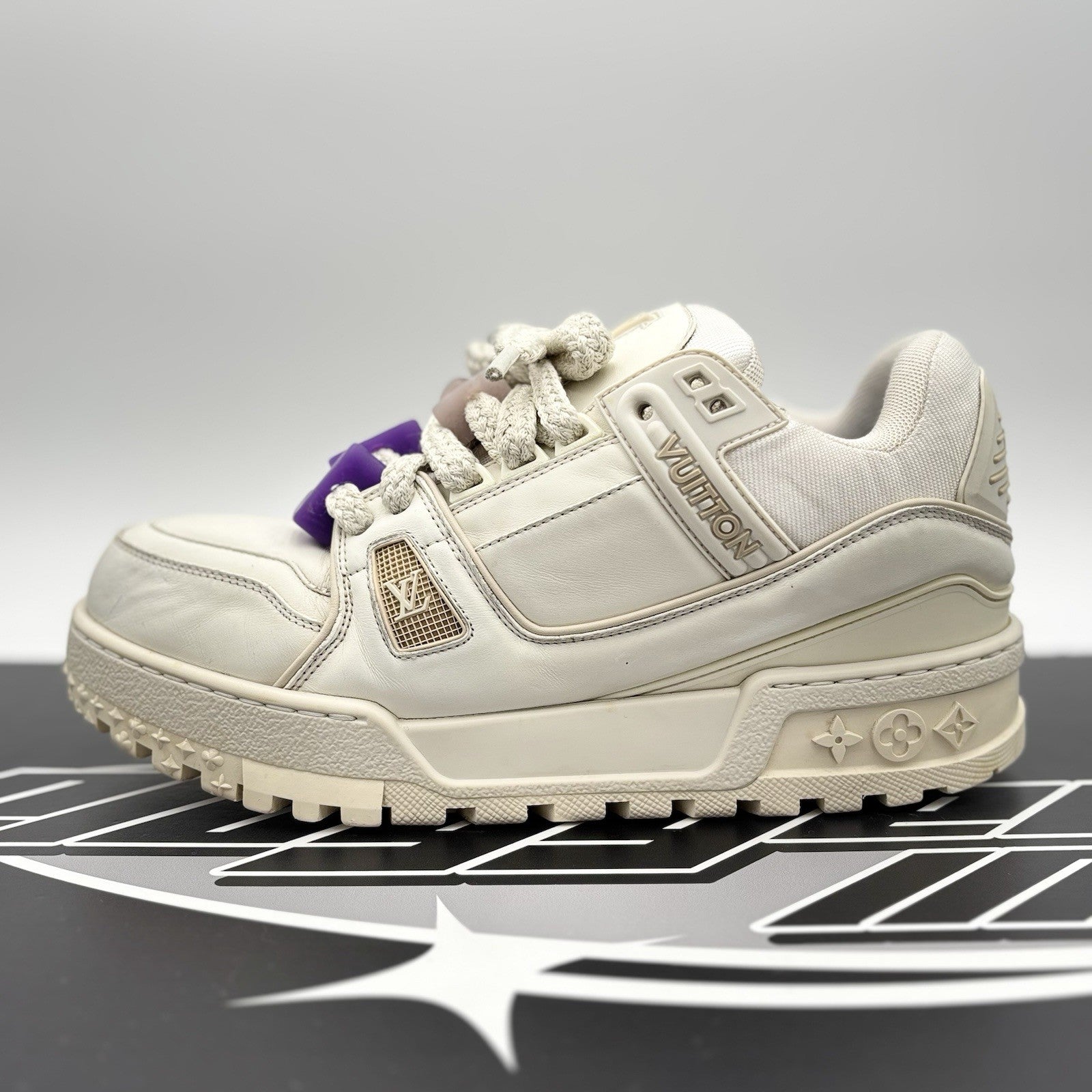 Size 9 LV (10-10.5 US) - Louis Vuitton Maxi Trainer ' White '