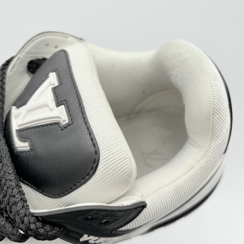 Size 10 LV (11-11.5 US) - Louis Vuitton Maxi ' Black White ' | GREAT CONDITION!
