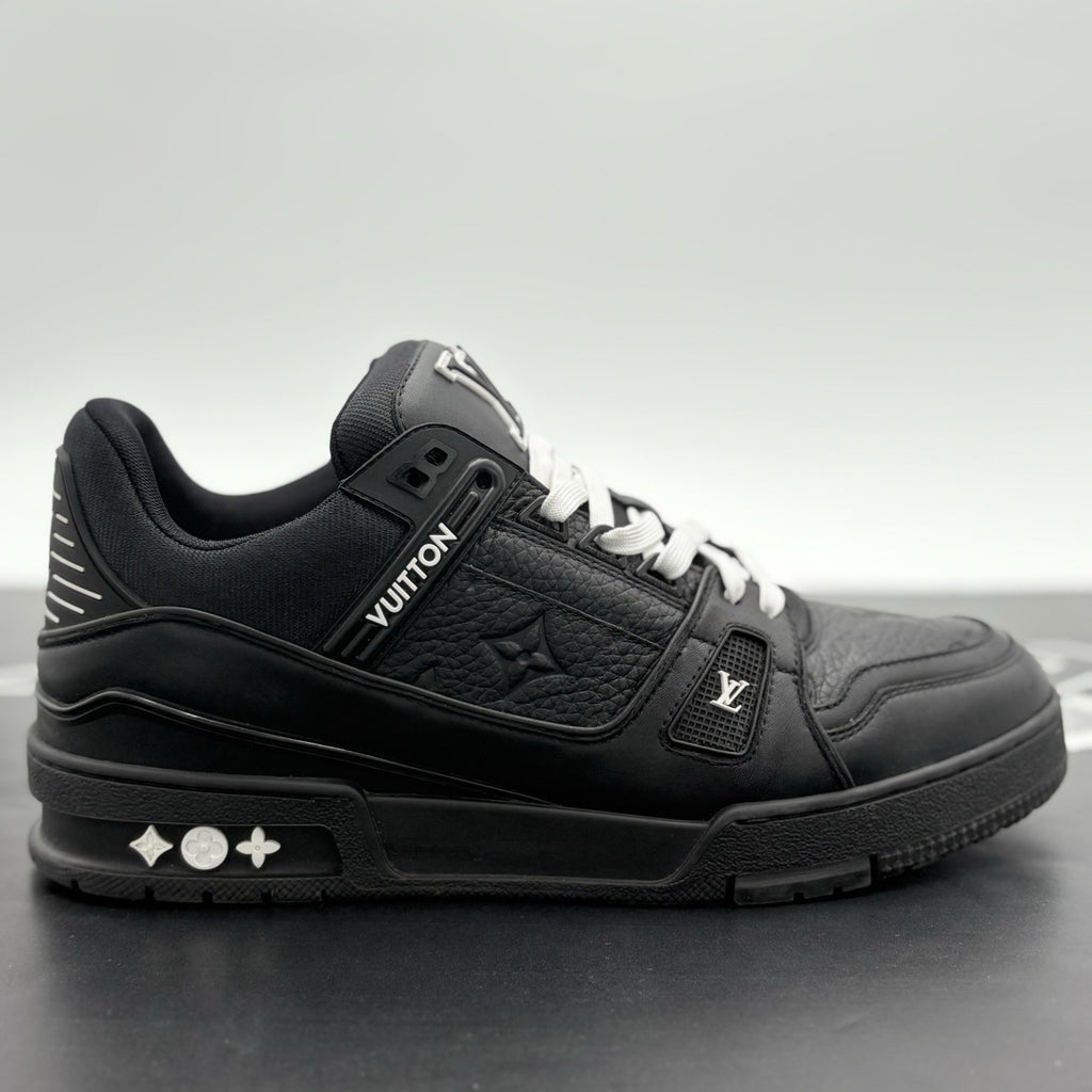 Size 7 LV (8-8.5 US) Louis Vuitton Trainer ' Black ' | GOOD CONDITION!