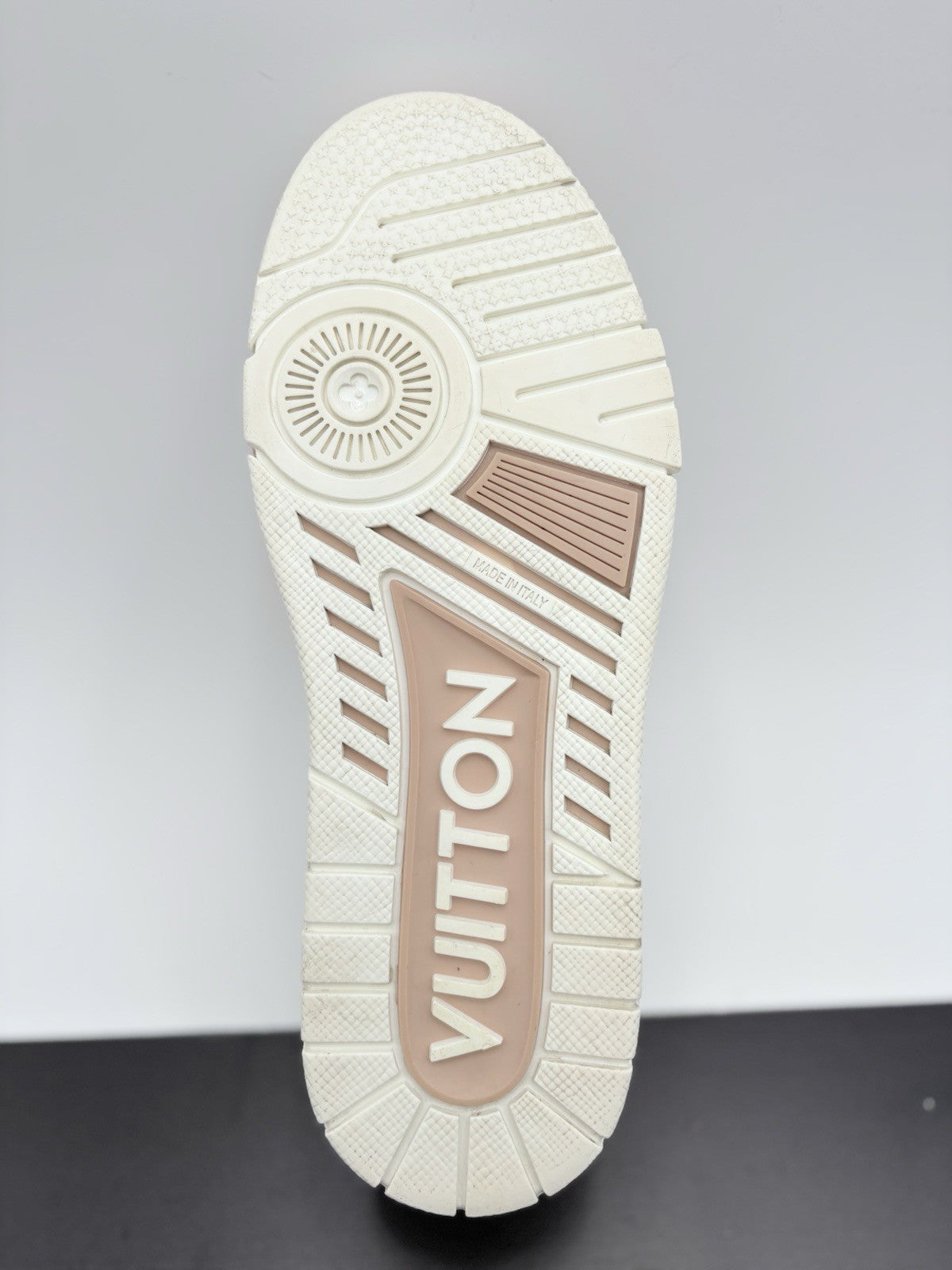 Size 38 (5 US) - Louis Vuitton Trainer ' Pink ' | GREAT CONDITION!