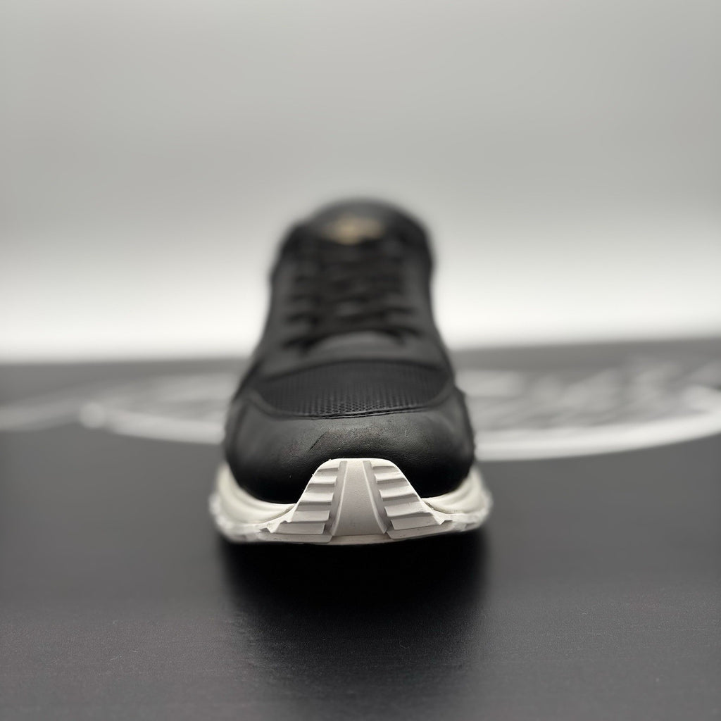Size 7.5 LV (8.5-9 US) Louis Vuitton Run Away Sneaker ' Black White ' | GOOD!
