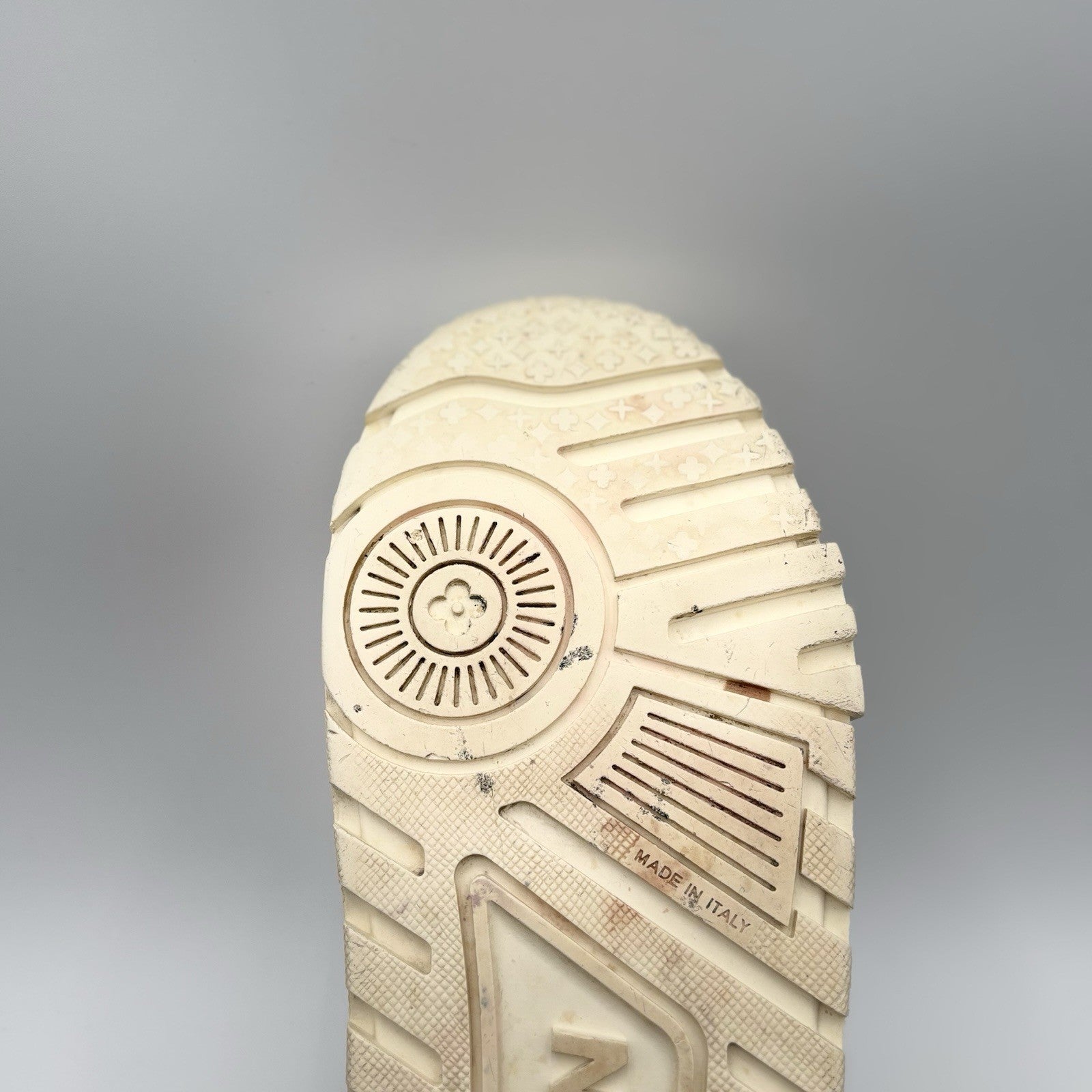 Size 9 LV (10-10.5 US) - Louis Vuitton Maxi Trainer ' White '