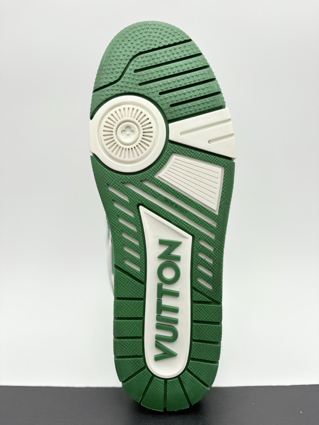 Size 9 LV (10-10.5 US) Louis Vuitton Skate ' Green White ' | SUPER CLEAN!