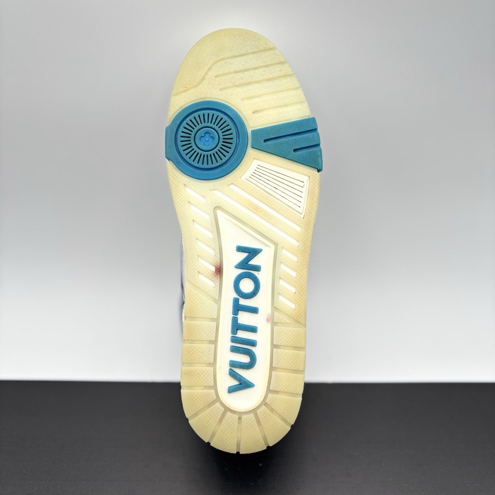 Size 8.5 LV (9.5-10 US) - Louis Vuitton Trainer Mid ‘ White, Blue ’ | GREAT!