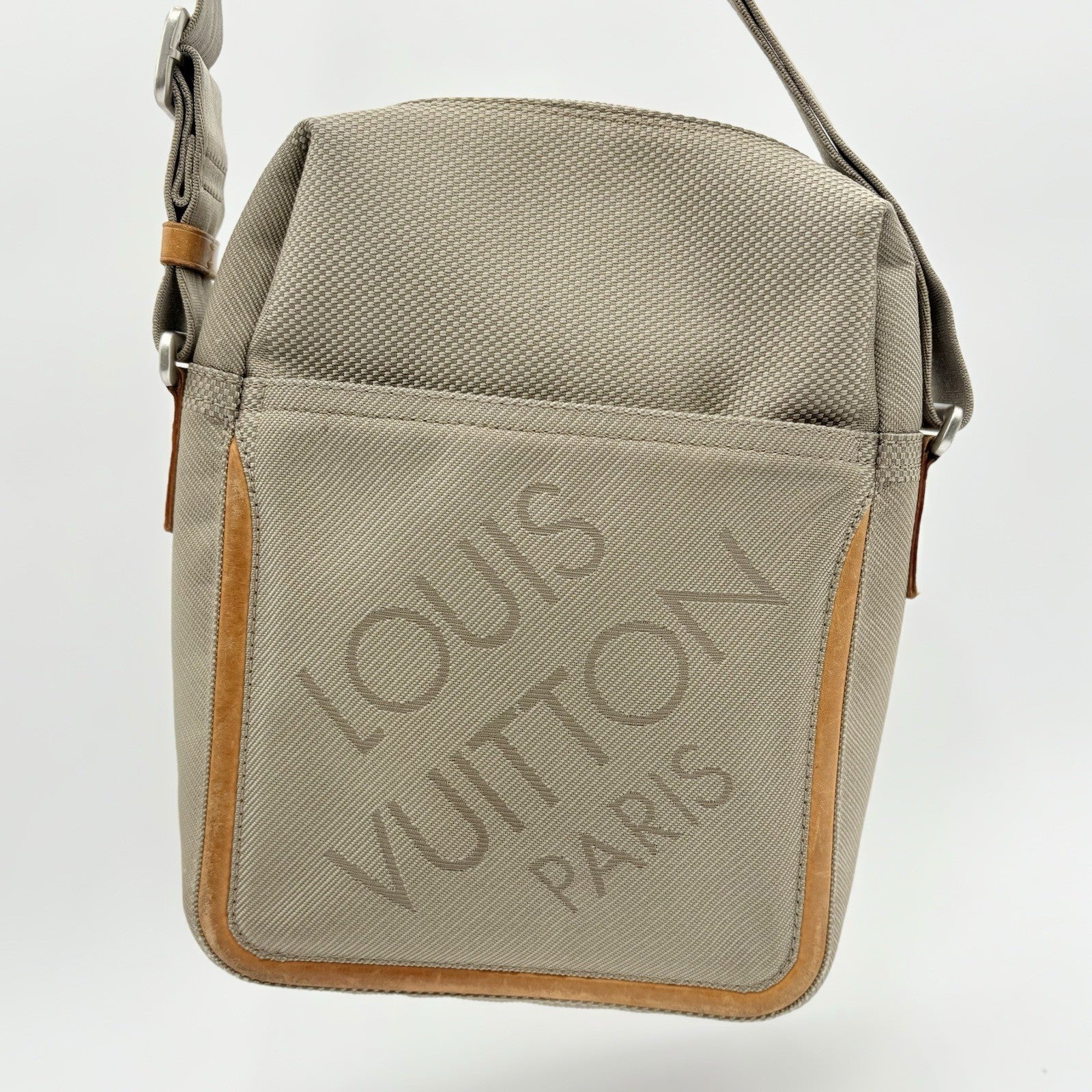 Louis Vuitton Canvas Damier Geant Citidan Shoulder Bag | GOOD CONDITION!