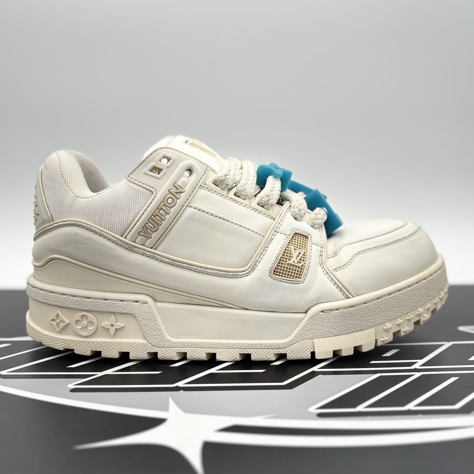 Size 9 LV (10-10.5 US) - Louis Vuitton Maxi Trainer ' White '