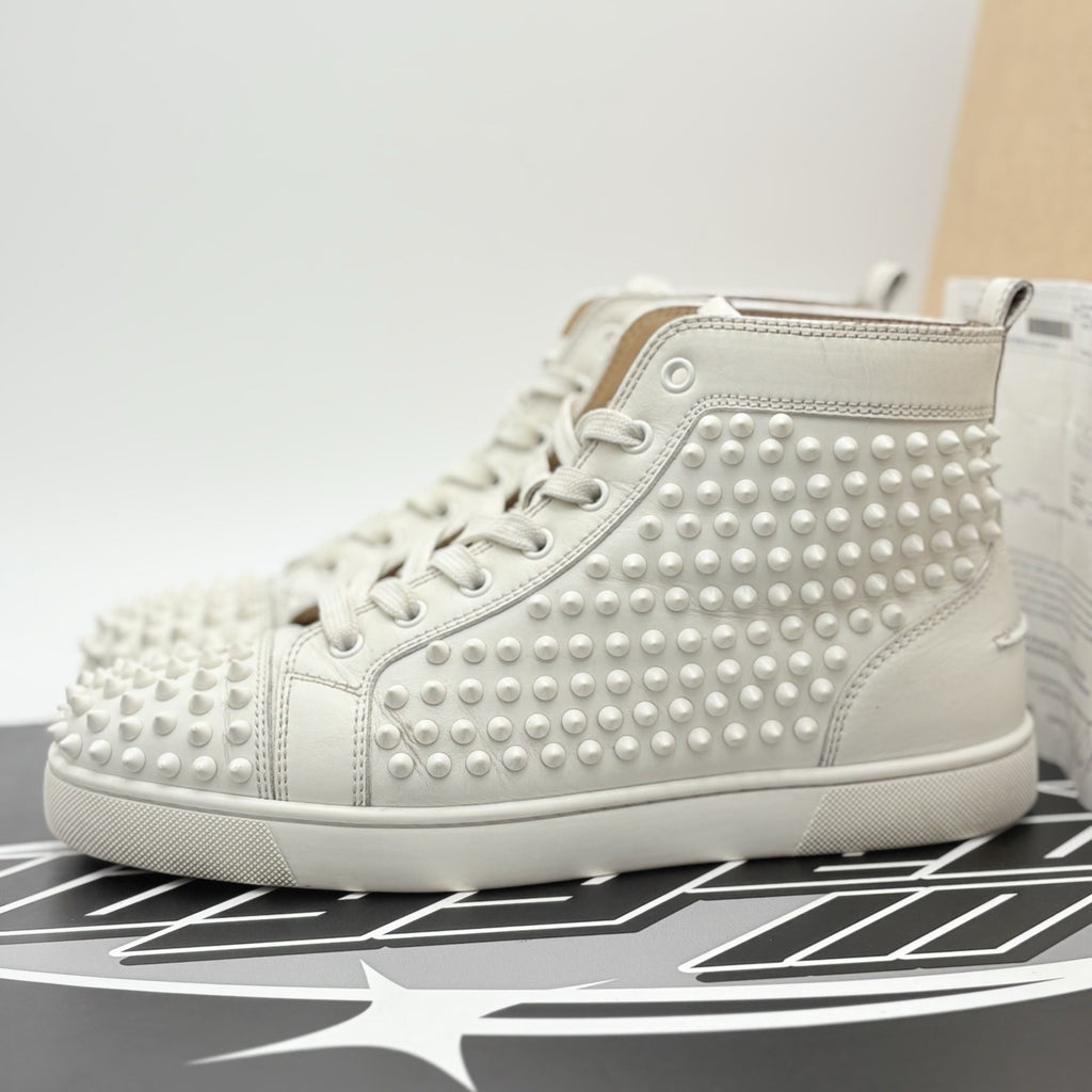 Size 41 (8 US) - Christian Louboutin Flat Spikes ' White ' | GOOD CONDITION!