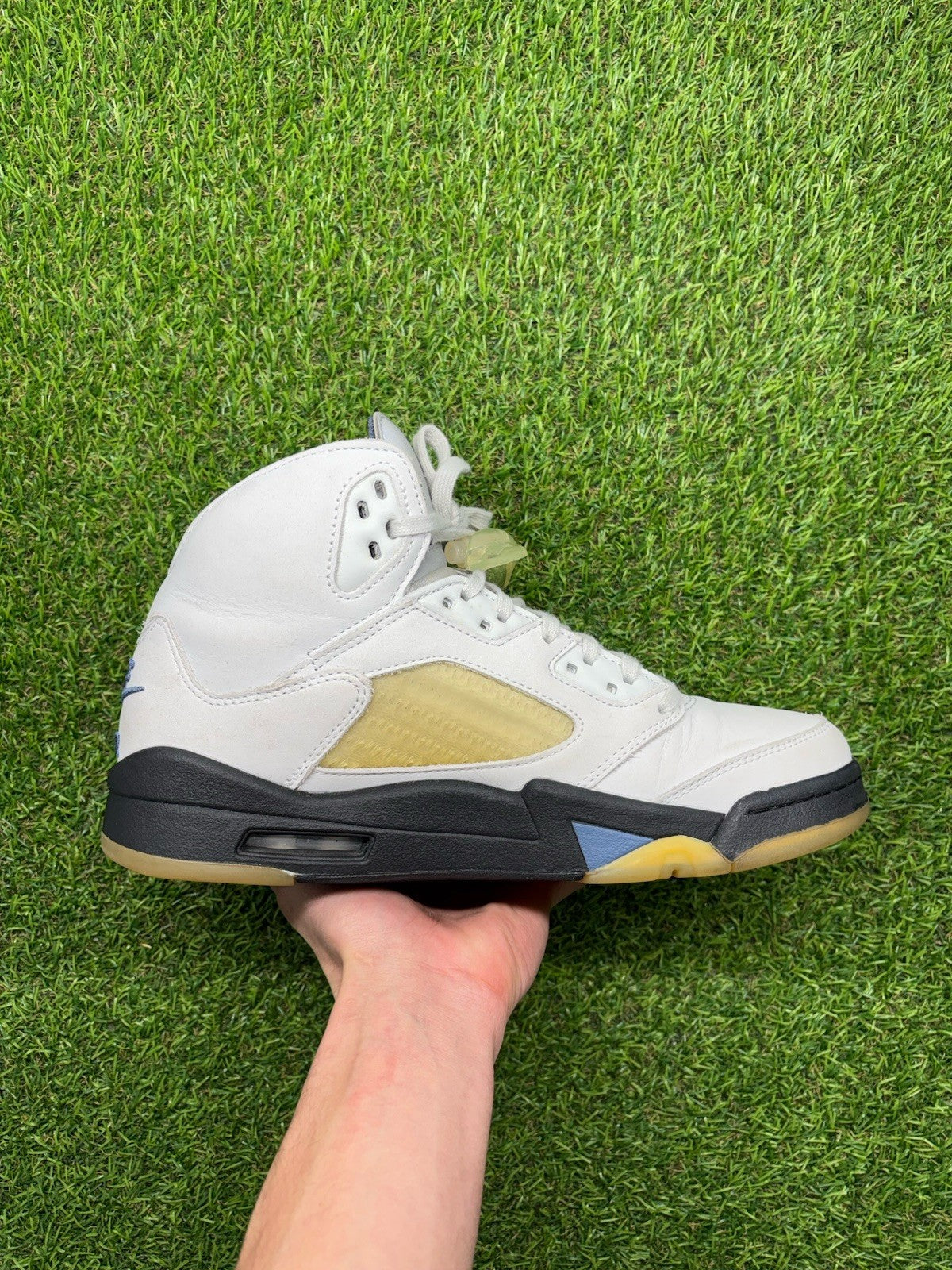 Size 10.5W (9M) -  Nike x A Ma Maniere Air Jordan 5 Retro ‘ Dawn ’ | GREAT COND!
