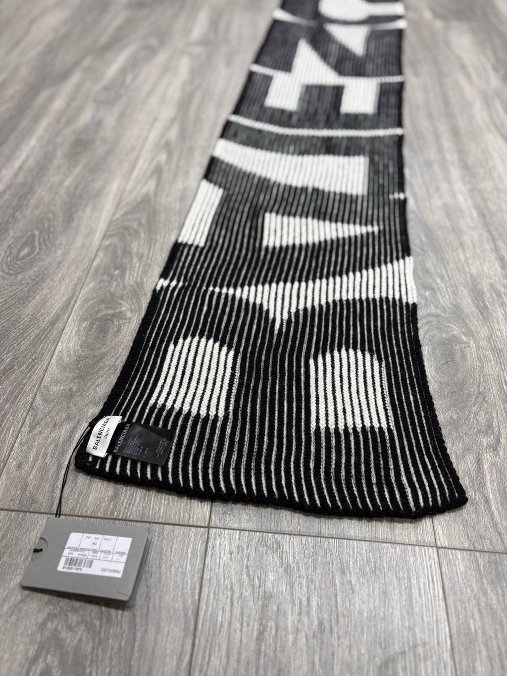 Balenciaga Logo Printed Wool Scarf | NEW!
