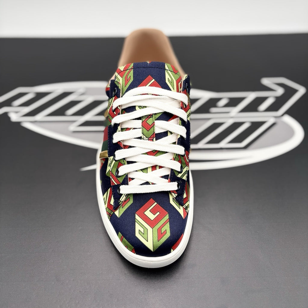 Size 6.5 G (7 US) - Gucci Ace GG Wallpaper | NEW!
