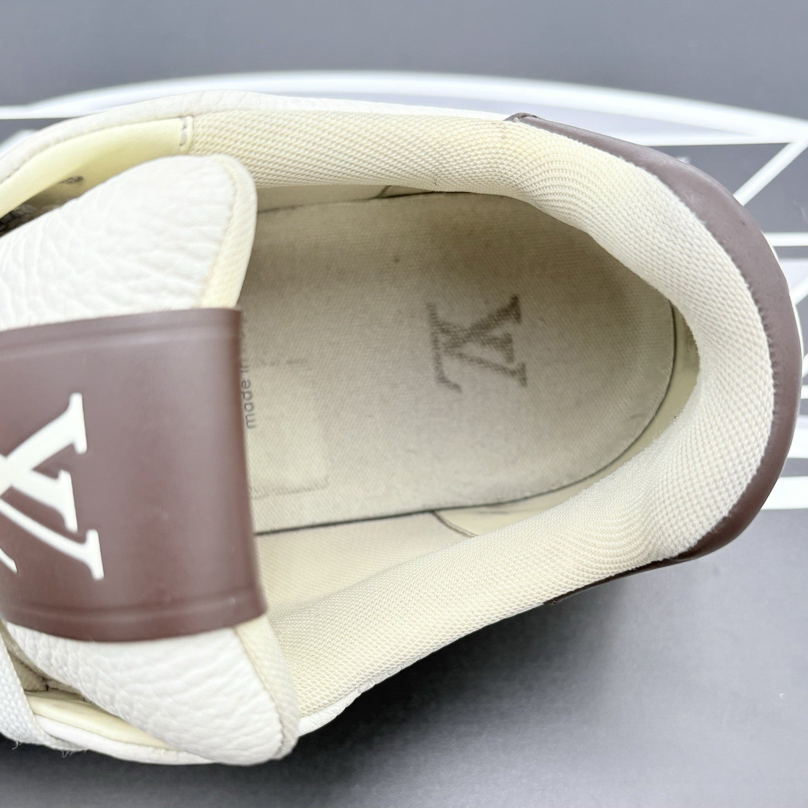 Size 8 LV (9-9.5 US) - Louis Vuitton Trainer ' White Mocha ' | GOOD CONDITION!
