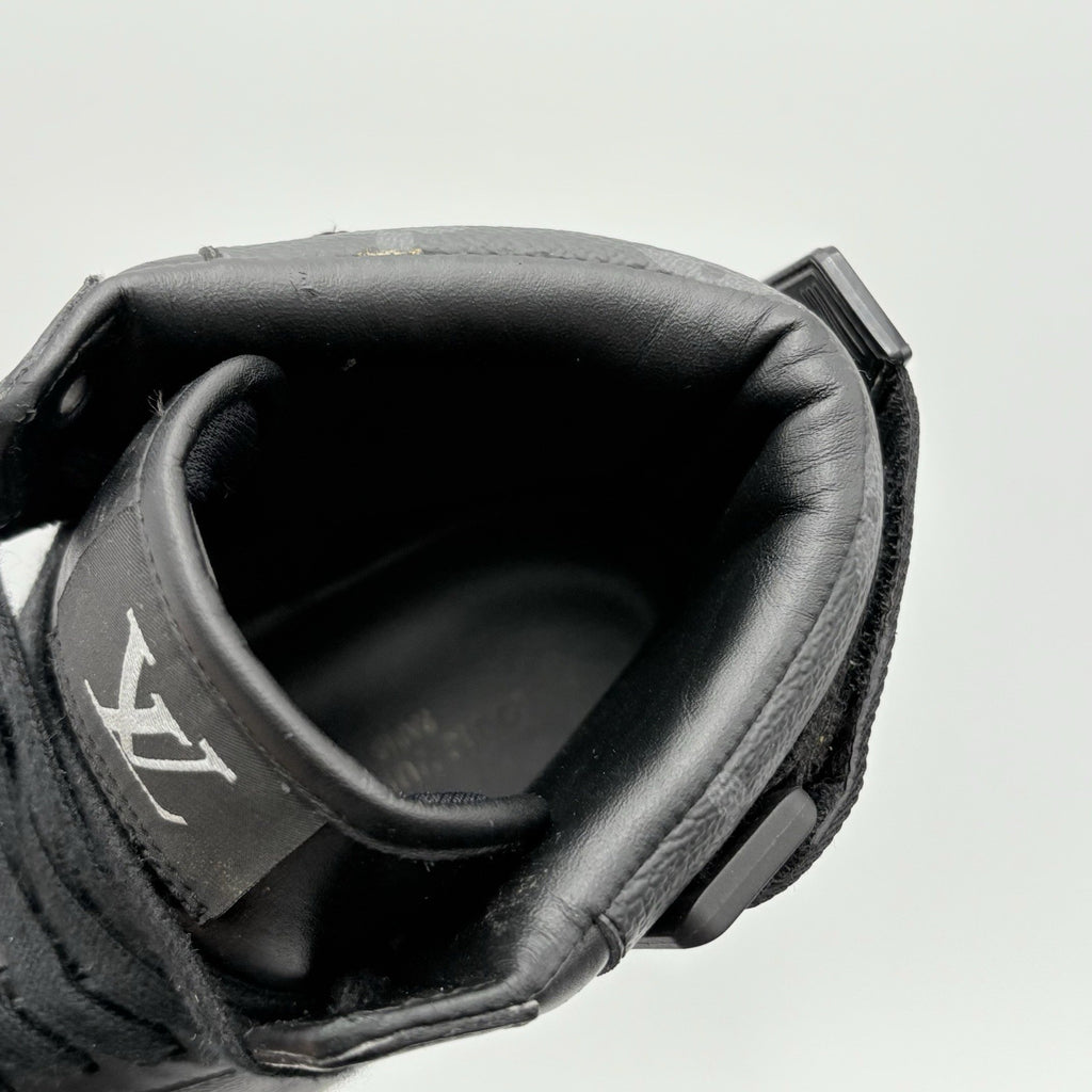 Size 7 LV (8-8.5 US) Louis Vuitton Eclipse Rivoli ' Black ' | SUPER CLEAN!