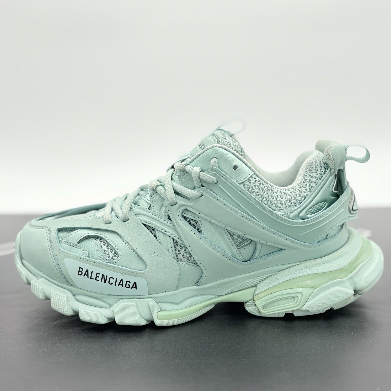 Size 41 - Balenciaga Track ' Mint ' | GREAT CONDITION!