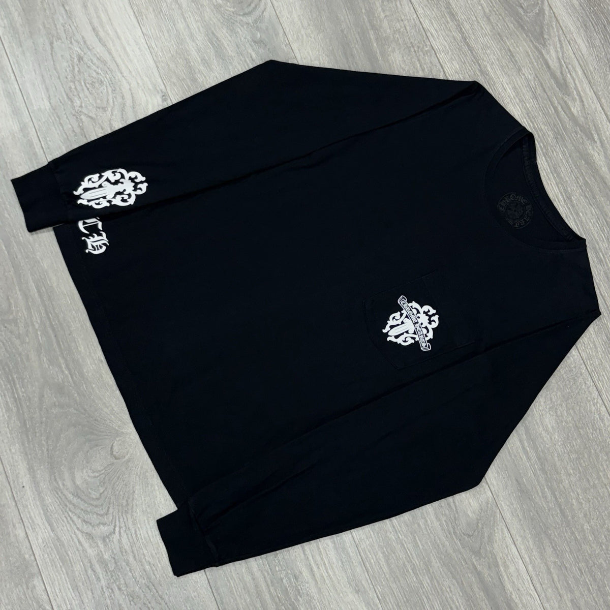 Dagger & Vine Spine Long Sleeve Black — photo 8