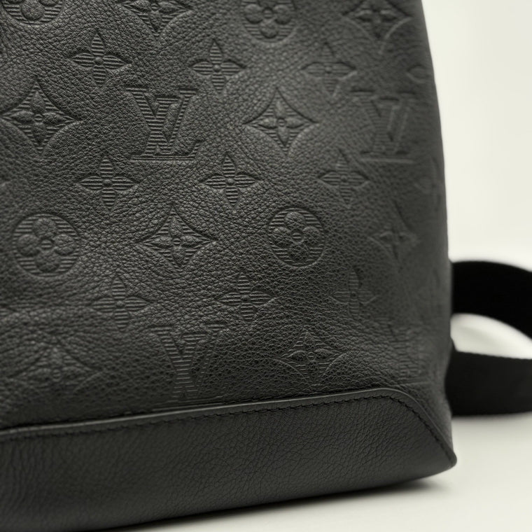 Monogram Sling Bag Black — photo 10