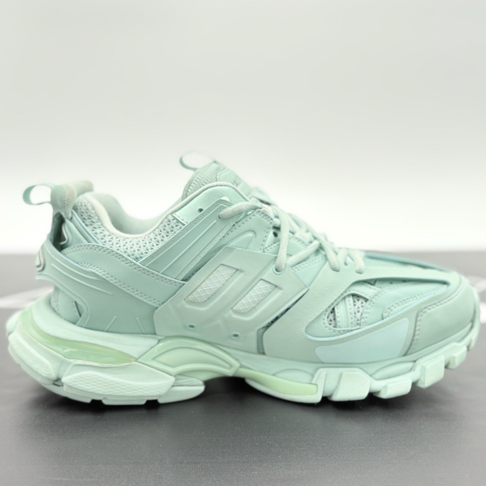 Size 41 - Balenciaga Track ' Mint ' | GREAT CONDITION!