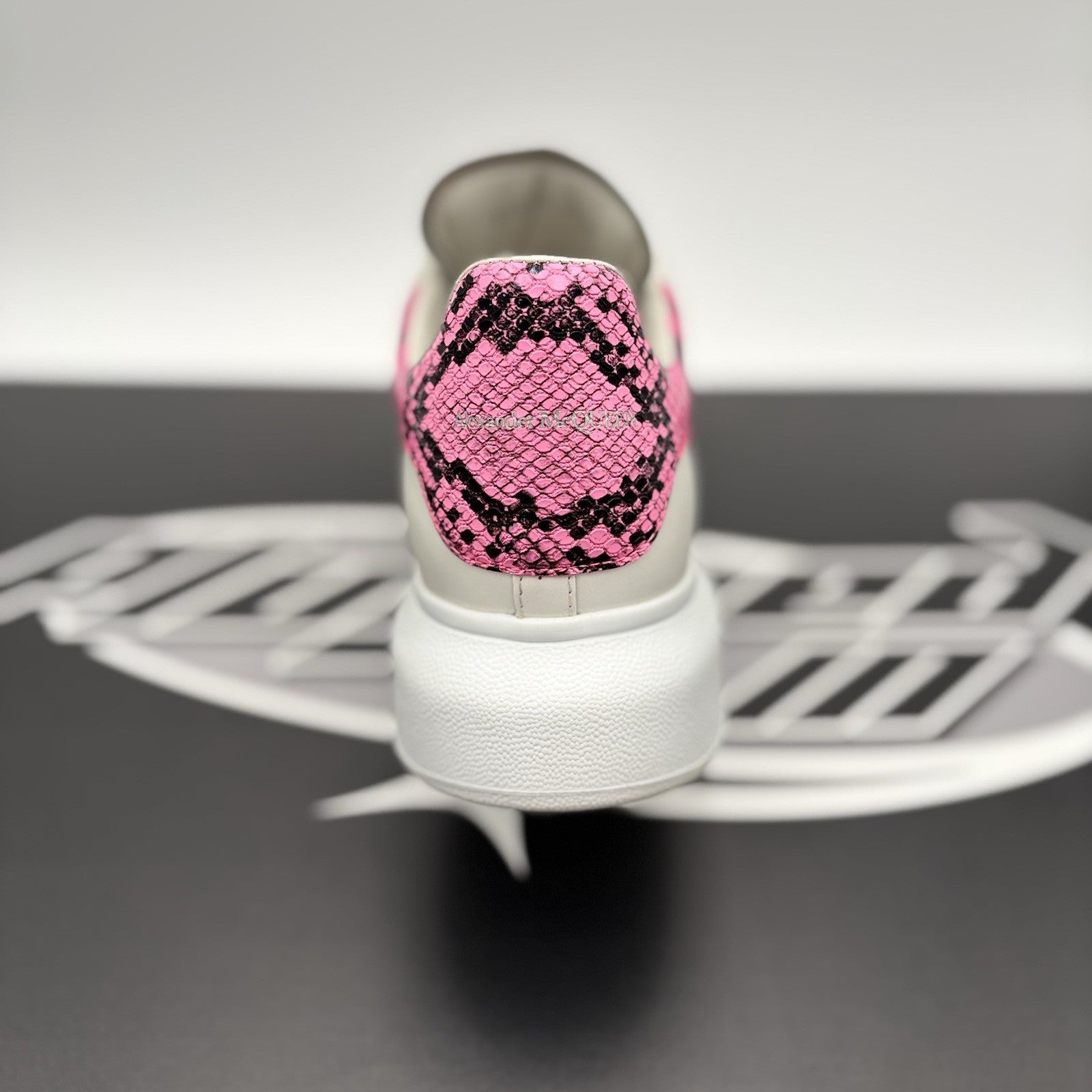 Size 41 (8 US) Alexander McQueen ' White, Pink Snake Print ' | GREAT CONDITION!