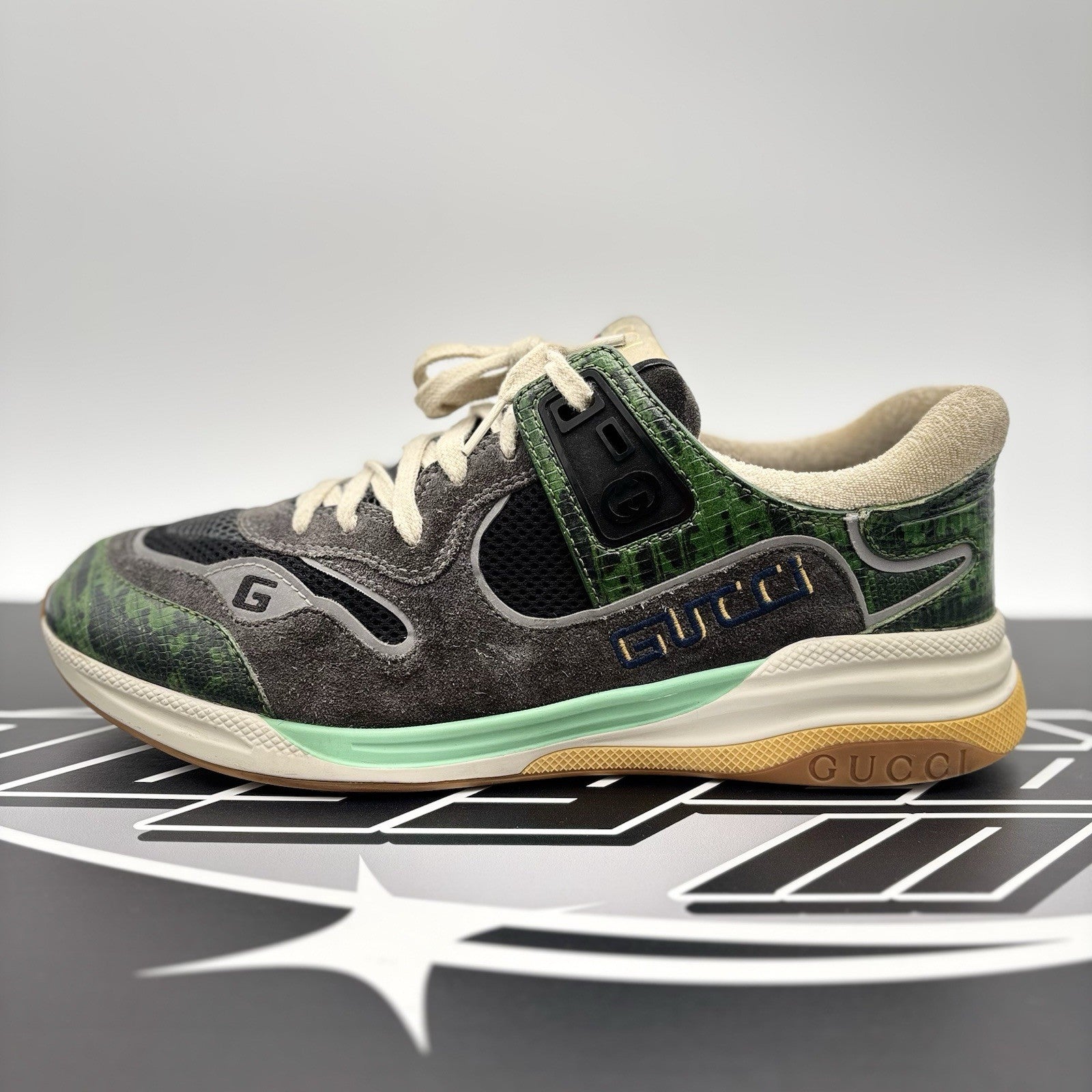 Size 10 G (10.5 US) - Gucci Ultrapace ' Green Tejus Printed ' | GOOD CONDITION!