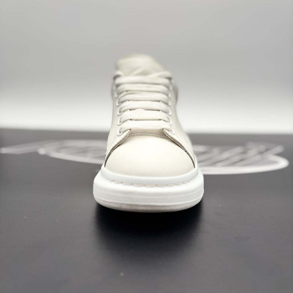 Size 41.5 (8.5 US) Alexander McQueen Oversized ‘ White, Red ' | GOOD COND!