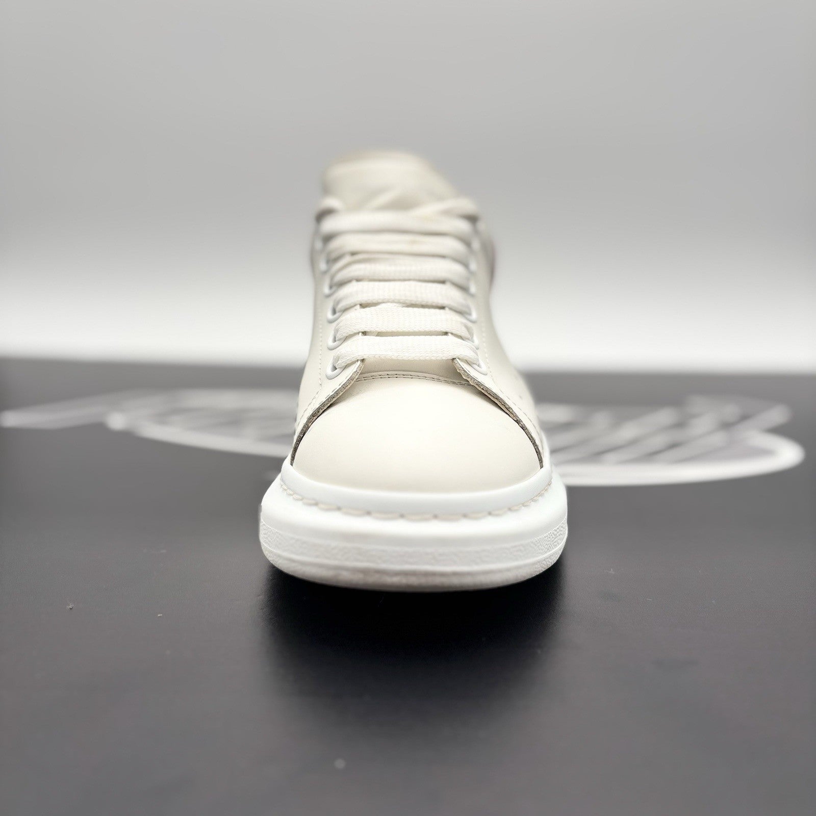Size 41.5 (8.5 US) Alexander McQueen Oversized ‘ White, Red ' | GOOD COND!
