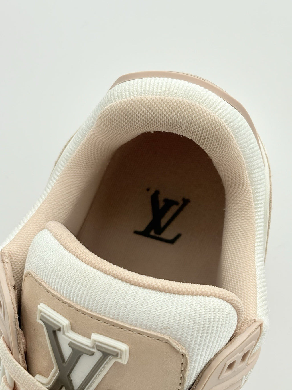 Size 38 (5 US) - Louis Vuitton Trainer ' Pink ' | GREAT CONDITION!
