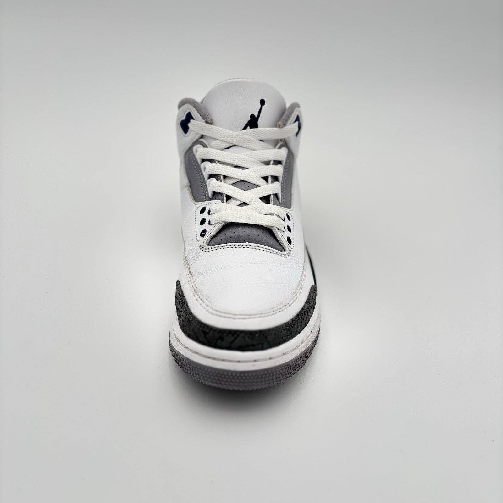 Size 8.5 - Air Jordan 3 Retro Midnight Navy | GREAT CONDITION!